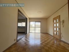 リビング　LDK12帖
