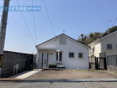 バス停「桃山台3丁目」まで徒歩3分。 地下鉄「名谷」駅・JR「垂水」駅方面への2WAYアクセス。