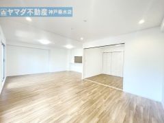 隣の洋室とは間仕切があるので使い方いろいろです