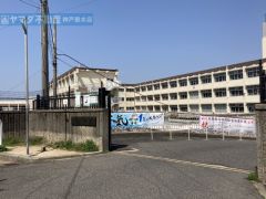 神戸市立桃山台中学校まで403m
