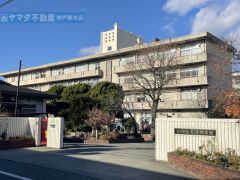 周辺環境　荒井中学校：徒歩10分（730ｍ）