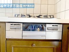 大阪ガスcolorsシリーズのコンロです。 三口コンロ・グリル付き ※2020年に入替