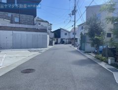 前面道路　北東6m