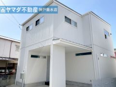 【外観】 築５年、ちょっといいなが沢山詰まった注文住宅です。