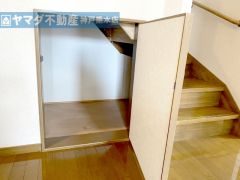 階段下収納