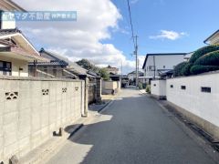 前面道路　公道　南西約3.7m～約3.9m